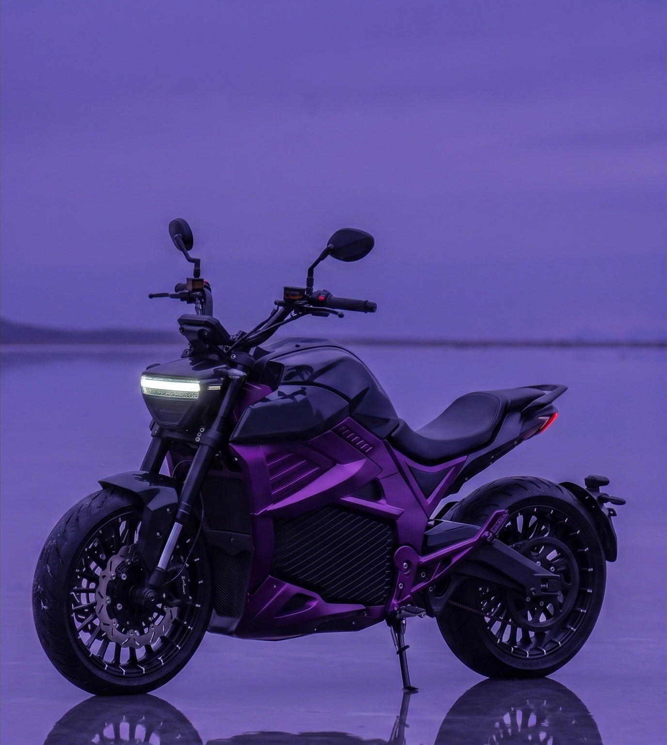 Adamar Racer — Salt Flat Edition